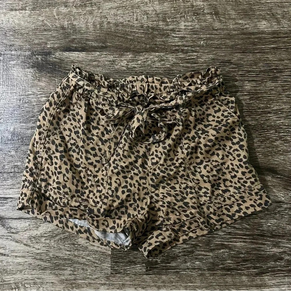 aerie Pants - {Aerie} Leopard Print High-Waisted Camp Shorts